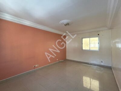 Appartement à louer pour Habitation ou Bureau