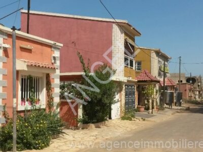 Appartements F2 à louer à la Cité Doudou Basse, Ndiakhirate