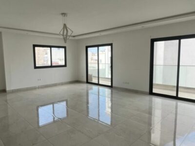 Duplex à louer Mamelles cité Mbackiyou Faye