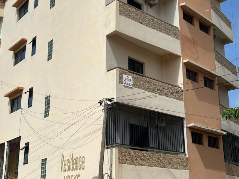 Immeuble R+4 à vendre au Mariste