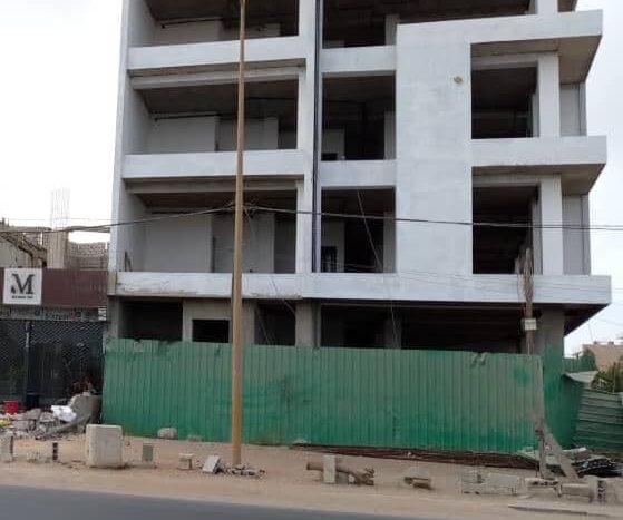 Plateaux de Bureau à louer à Mermoz Sotrac en première position