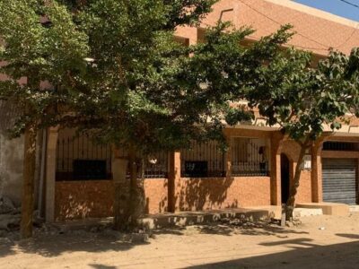 Villa R+1 à vendre à Diacksao 2