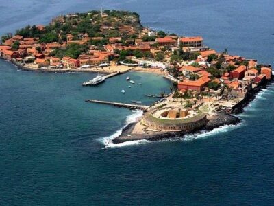 Villa authentique à Gorée, joyau d’histoire et de charme