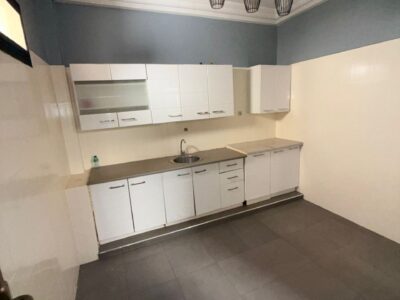 Spacieux appartement à louer aux Maristes