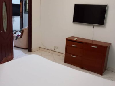 Chambre meublée climatisée disponible à la cité keur gorgui