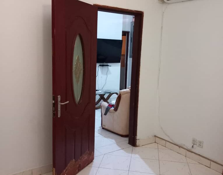 Chambre meublée climatisée disponible à la cité keur gorgui