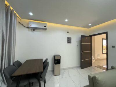 F2 meublé disponible à liberté 6