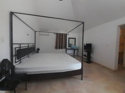 Villa 3 chambres + piscine à louer à Saly Portudal – 500 000 FCFA/mois