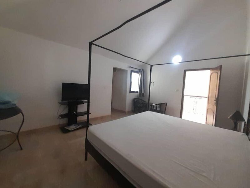Villa 3 chambres + piscine à louer à Saly Portudal – 500 000 FCFA/mois