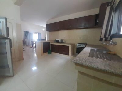 Villa 3 chambres + piscine à louer à Saly Portudal – 500 000 FCFA/mois