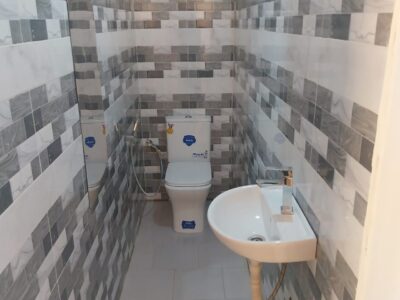 Villa 4 suites avec piscine à vendre à Gandigal – Terrain 655 m² – 130 millions FCFA